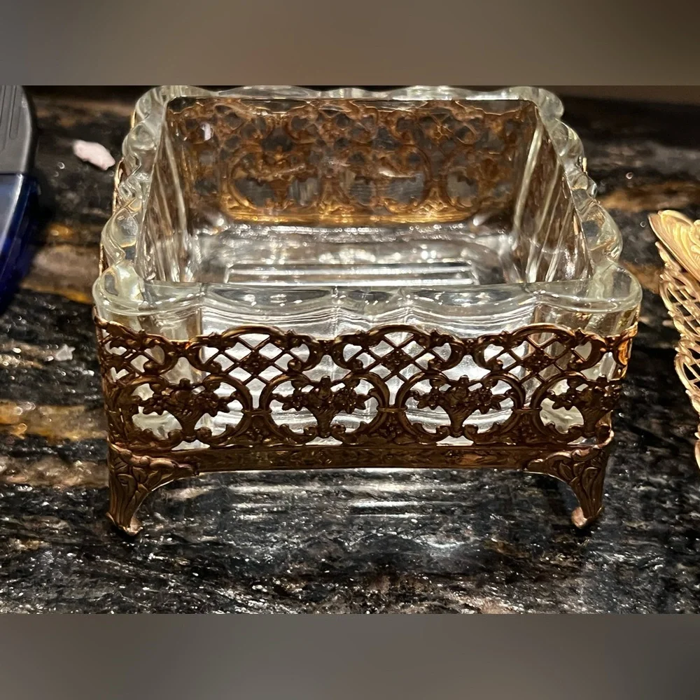 Vintage 7 Piece 24K 👸🏼 Gold Plated Vanity Set BROADWAY MUSICAL PROP!